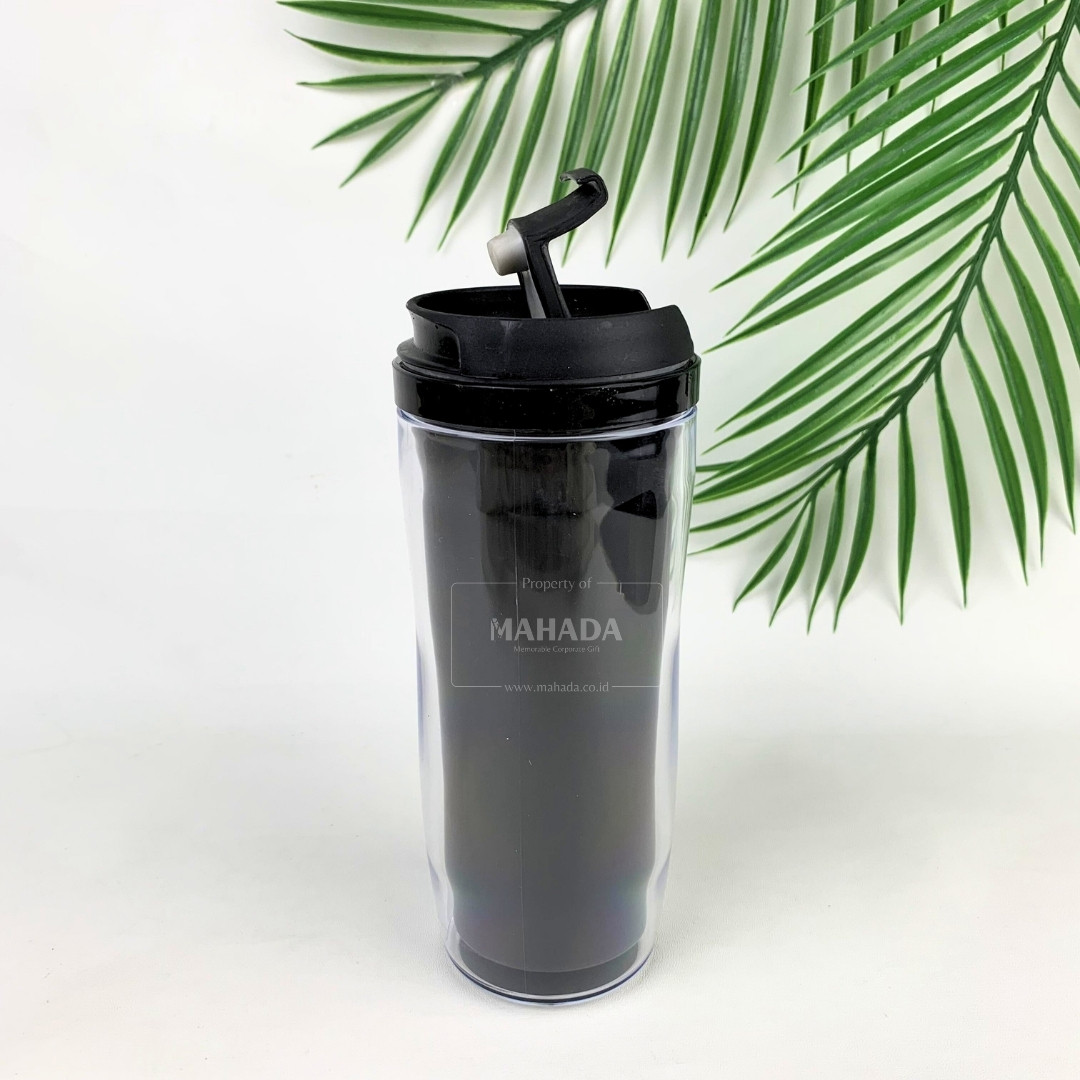 Tumbler Custom Berbahan Plastik Dengan Model Insert Paper Warna Hitam (8)