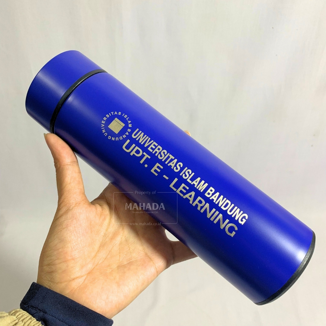 Tumbler Custom Berbahan Stainless Dengan LED Suhu Pada Bagian Tutup (5)