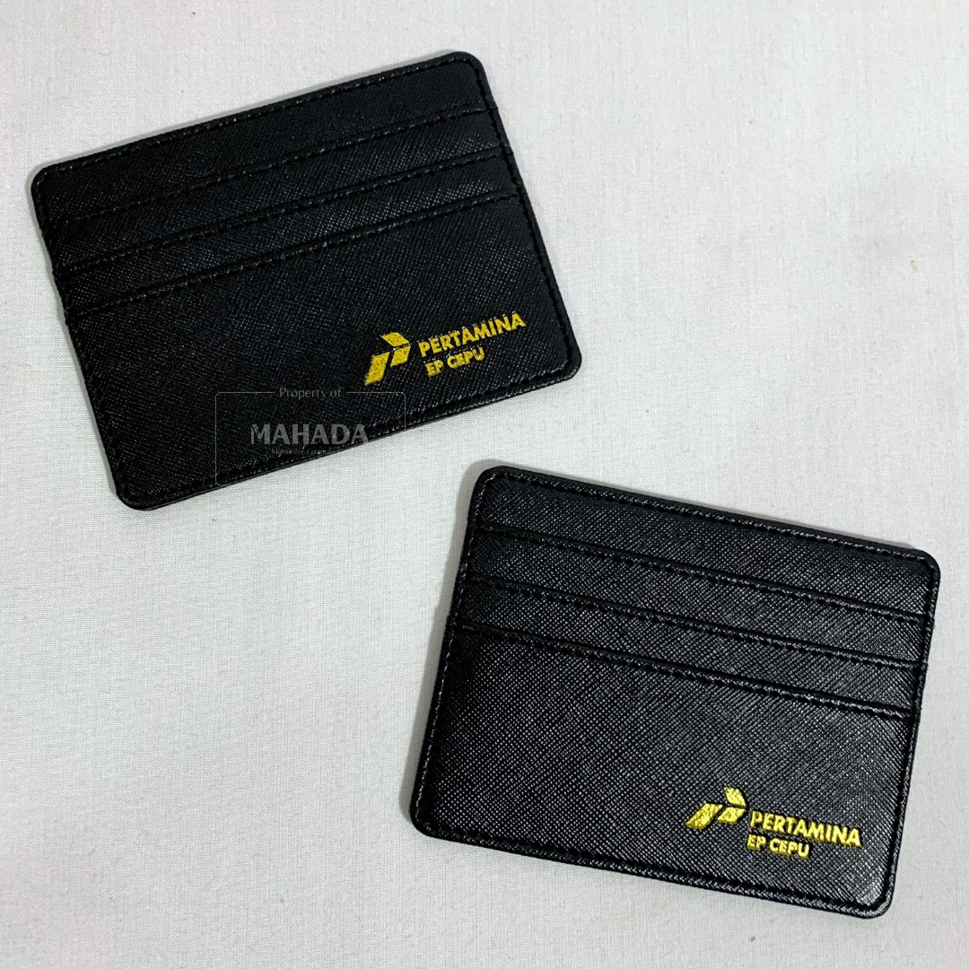 Card Holder Berbahan Kombinasi Kulit dan Metal Dengan Custom Logo Perusahaan (2)