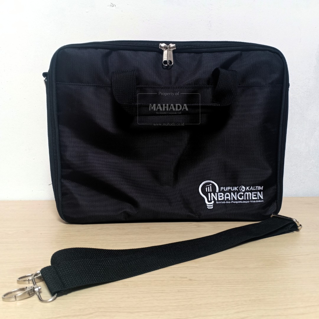 Tas Untuk Laptop Dengan Model Beragam dan Custom Logo Perusahaan (4)