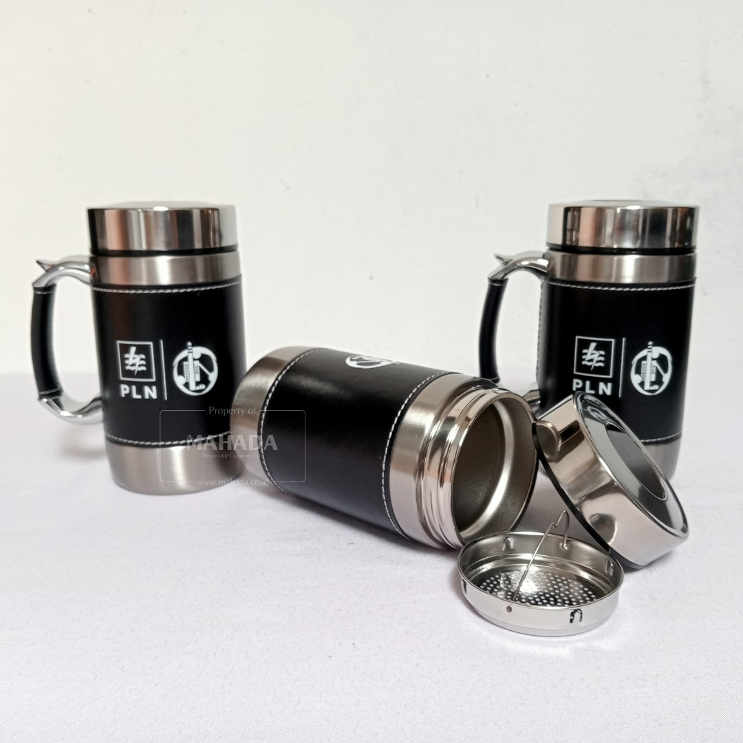 Tumbler Custom Berbahan Dalam Stainless dan Bahan Luar Kayu Dengan LED Suhu (3)