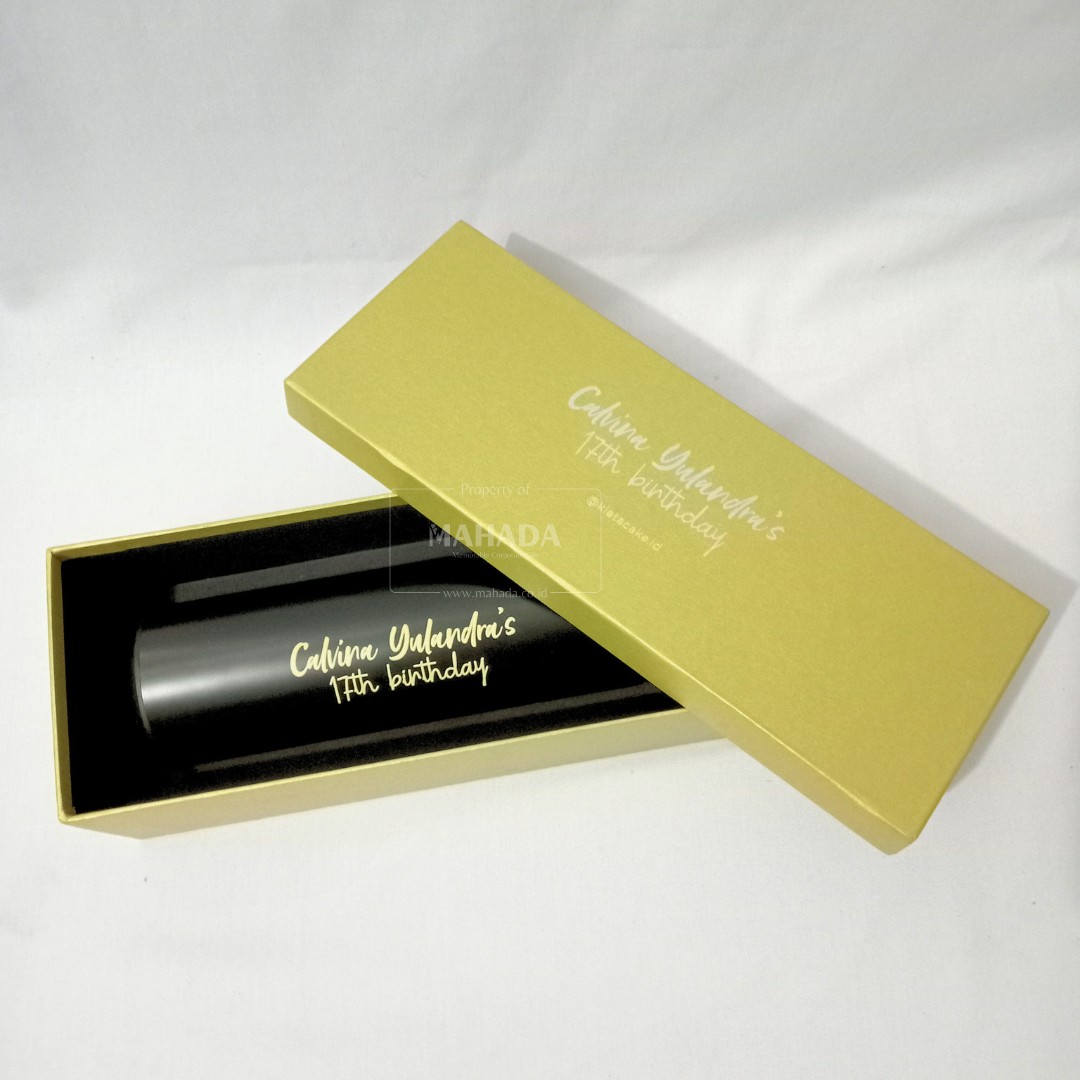 Packaging Box Berbahan Hardbox Untuk Souvenir Botol Tumbler Dengan Custom Logo dan Busa Bagian Dalam (5)