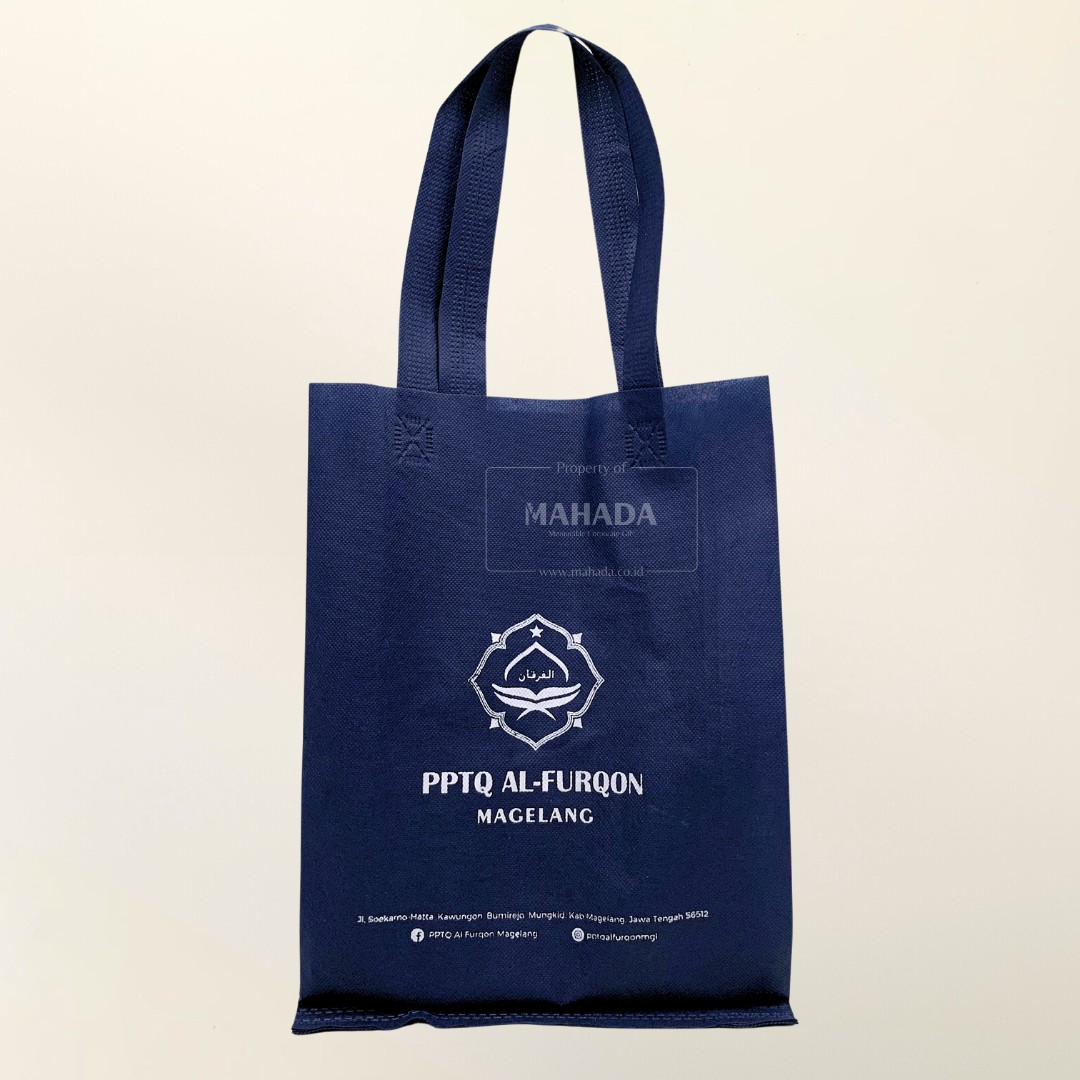 Tas Goodiebag Dengan Custom Desain Grafis Untuk Acara Seminar Dan Merchandise (1)