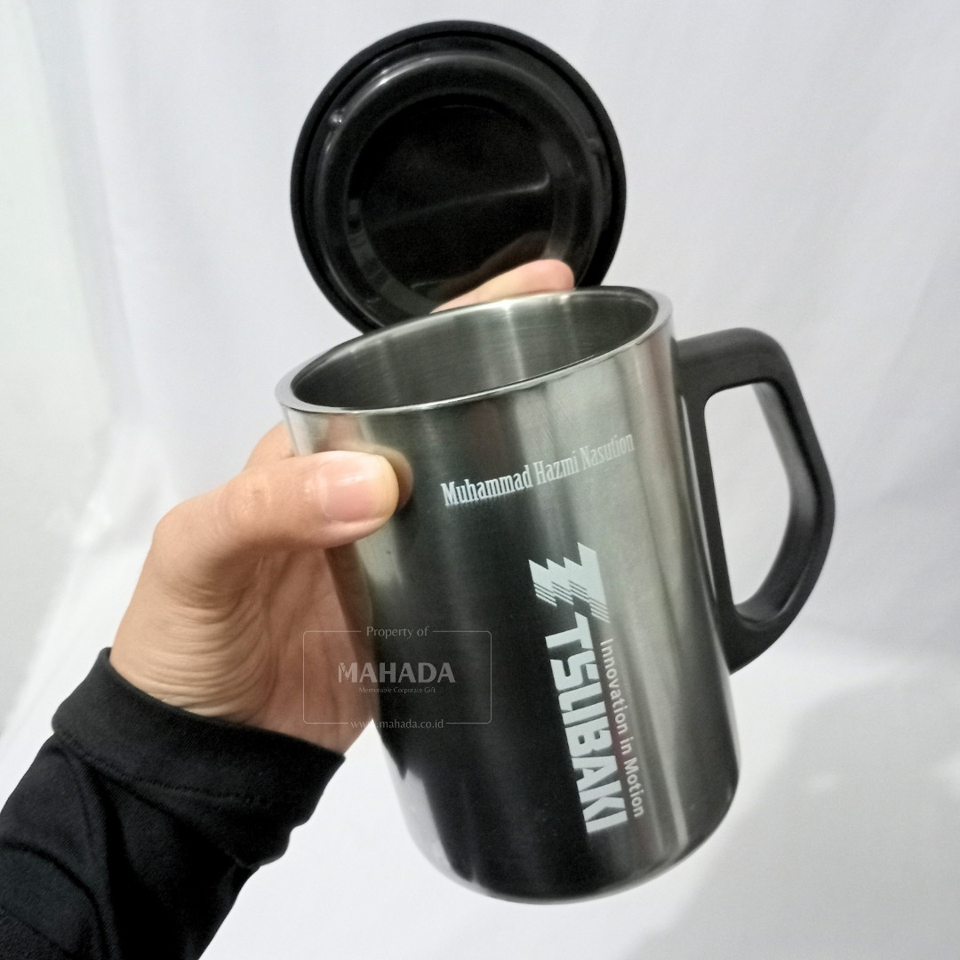 Mug Stainless Dengan Warna Silver dan Desain Logo Perusahaan Custom (3)