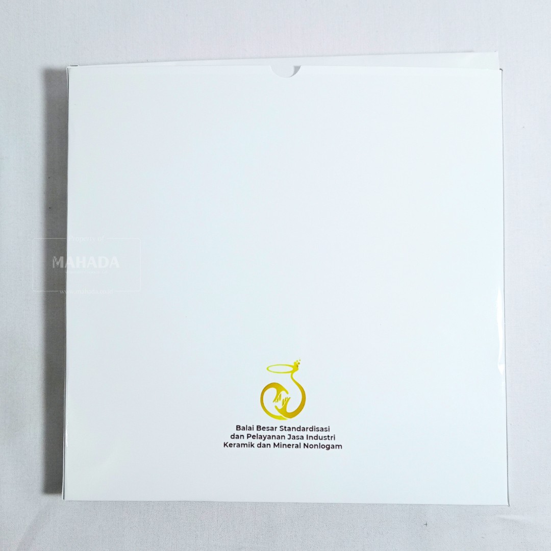 Packaging Berbahan Softbox Untuk Kalender Meja Dengan Custom Desain Grafis (3)