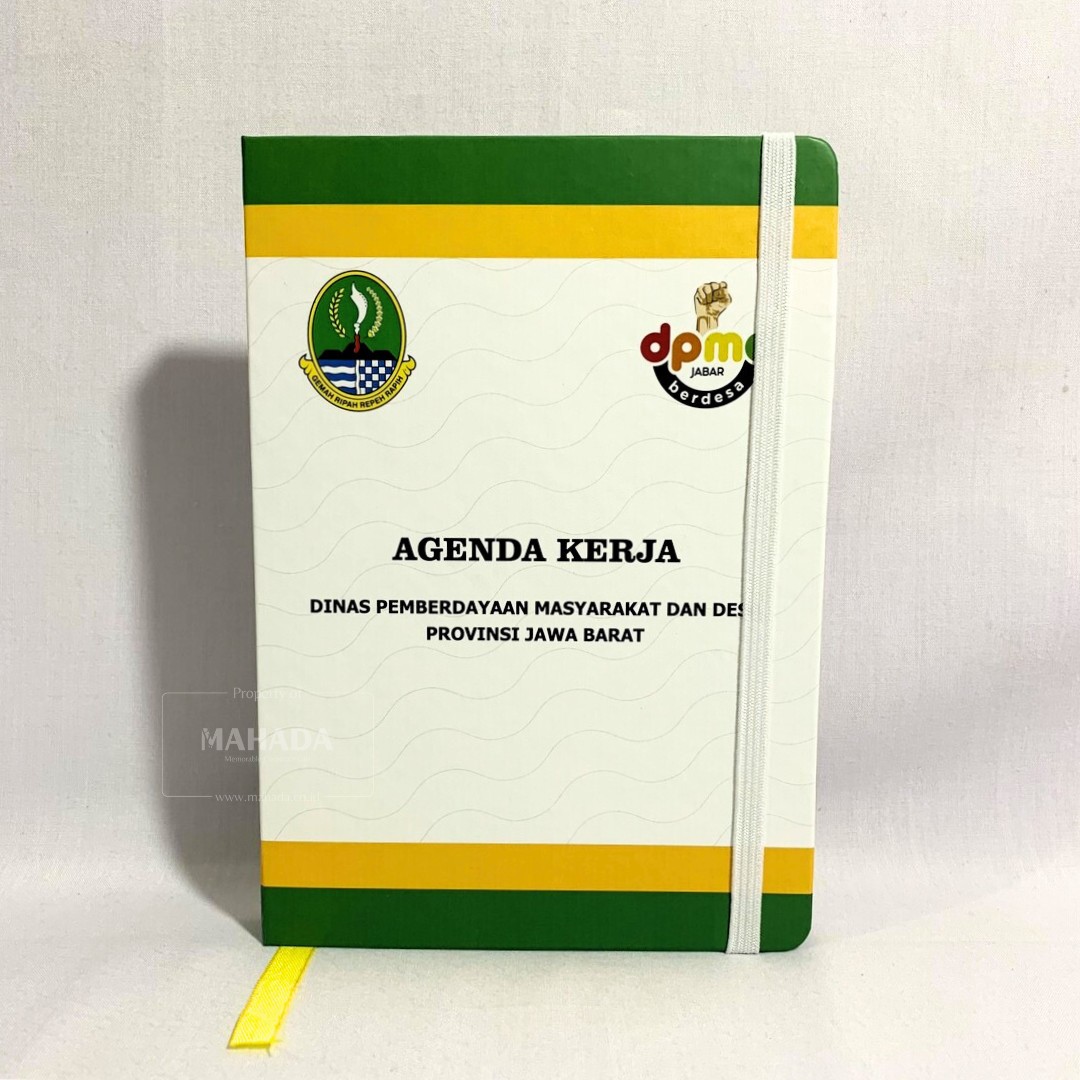 Souvenir Kantor 2 Berisi Buku Agenda Hardcover dengan Karet (2)