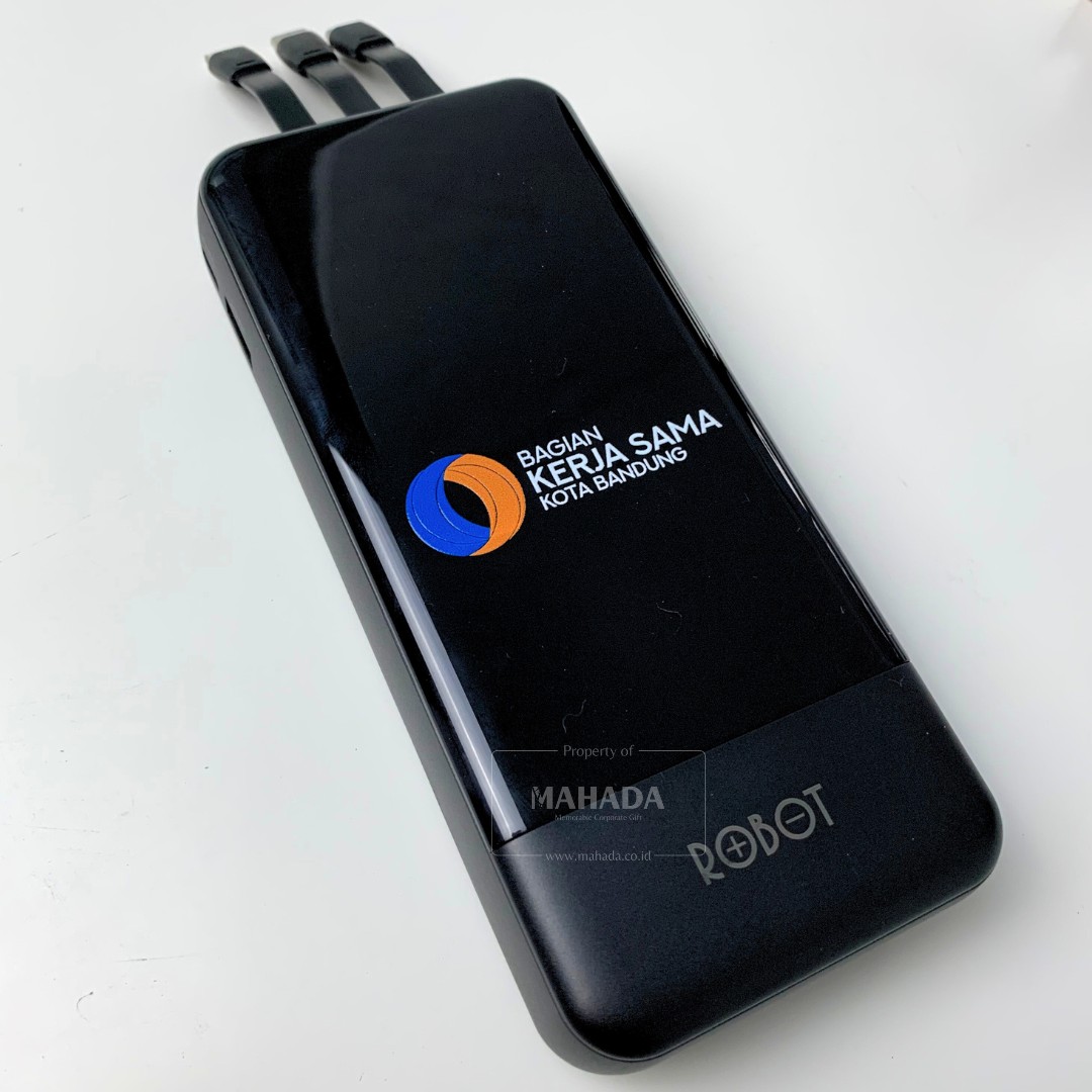 Powerbank Dengan Logo Perusahaan Custom Dari Merk Ternama Untuk Souvenir Acara (2)