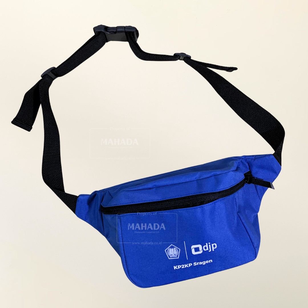 Tas Waistbag Berwarna Biru Dengan Custom Logo Untuk Souvenir Karyawan (1)